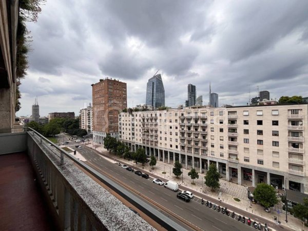 ufficio in affitto a Milano in zona Centro Direzionale