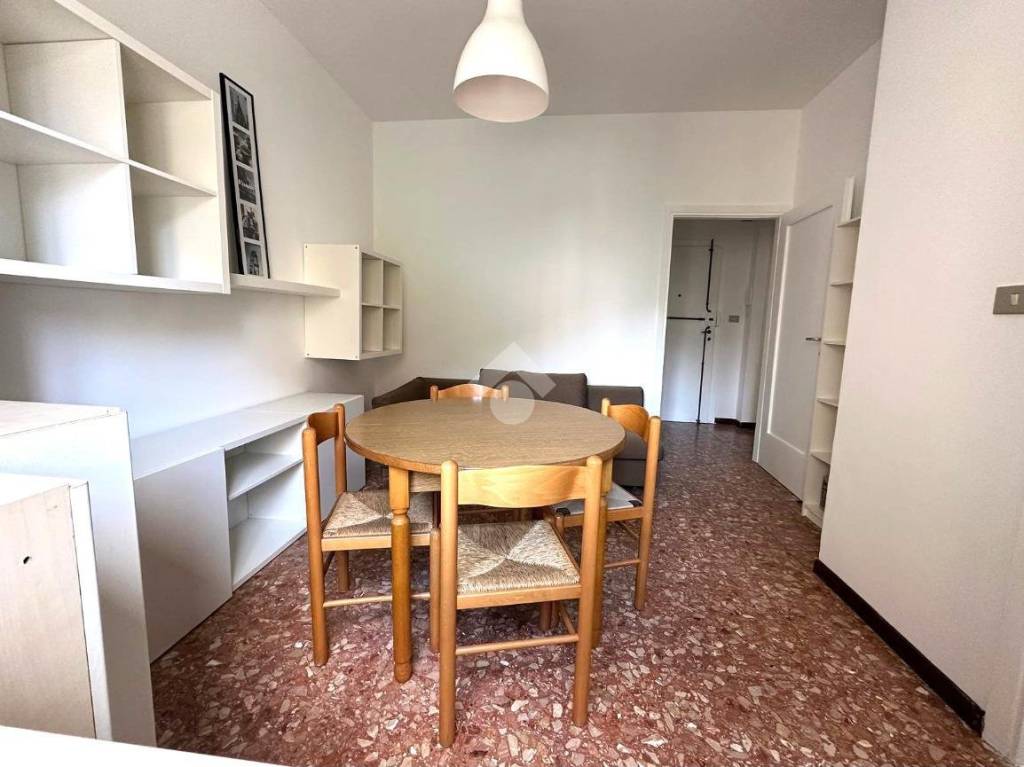 appartamento in affitto a Milano in zona Lorenteggio