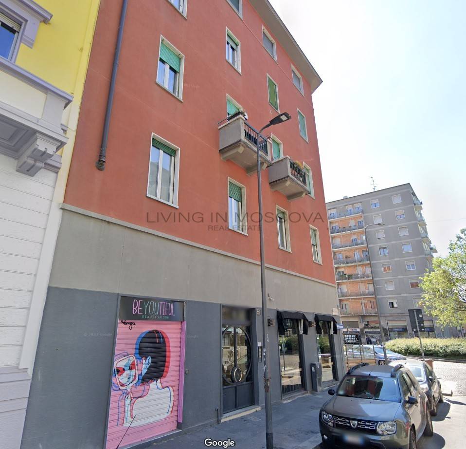 locale commerciale in affitto a Milano in zona Isola