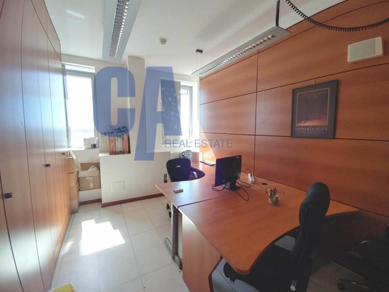 ufficio in affitto a Milano in zona Famagosta