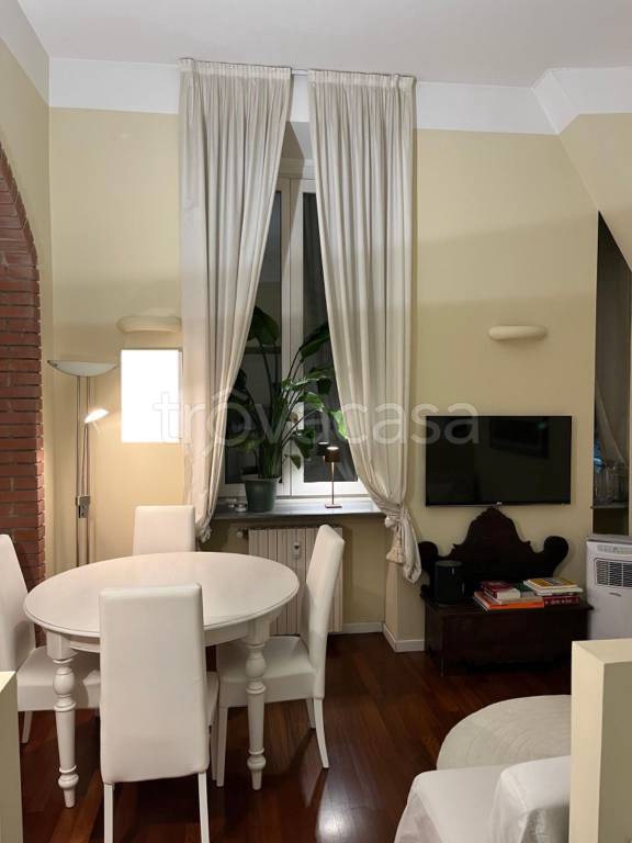 appartamento in affitto a Milano in zona Isola