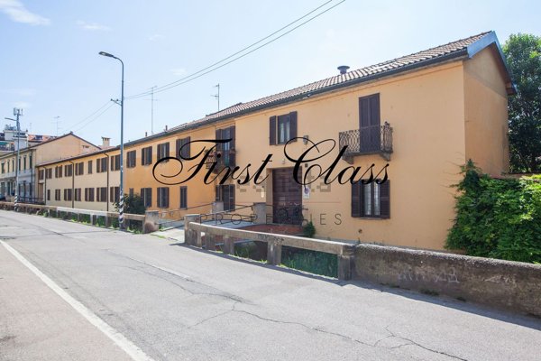 appartamento in affitto a Milano in zona Porta Genova