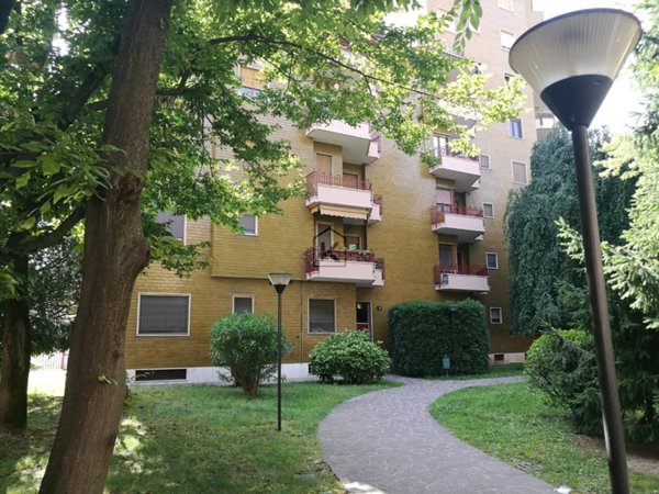 appartamento in affitto a Milano in zona Piazzale Lodi