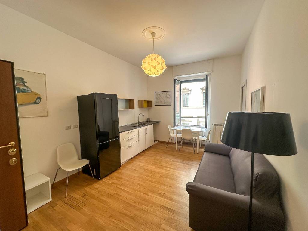 appartamento in affitto a Milano in zona Centro Direzionale