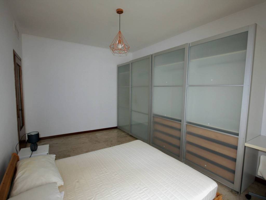 appartamento in affitto a Milano in zona Piazzale Lodi
