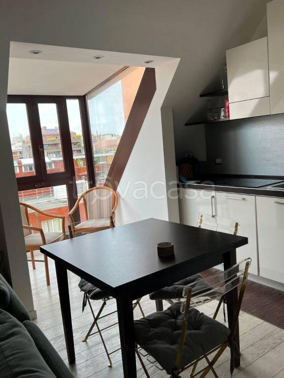 appartamento in affitto a Milano in zona Solari