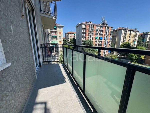 appartamento in affitto a Milano in zona Lorenteggio