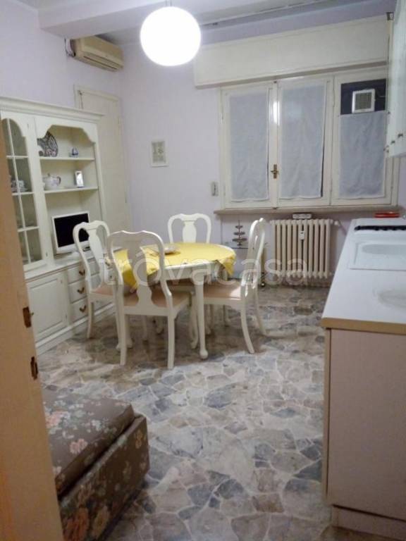 appartamento in affitto a Milano in zona Lorenteggio