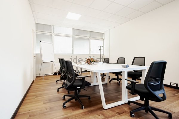ufficio in affitto a Milano in zona Stadera
