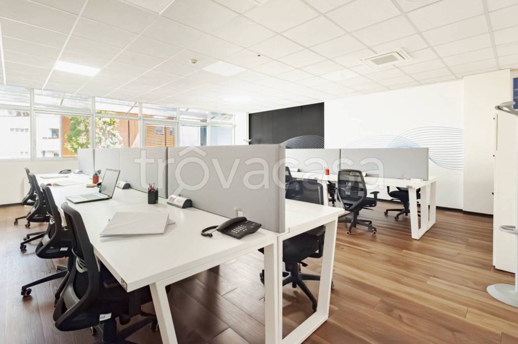 ufficio in affitto a Milano