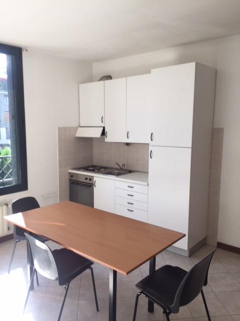 appartamento in affitto a Milano in zona Rottole
