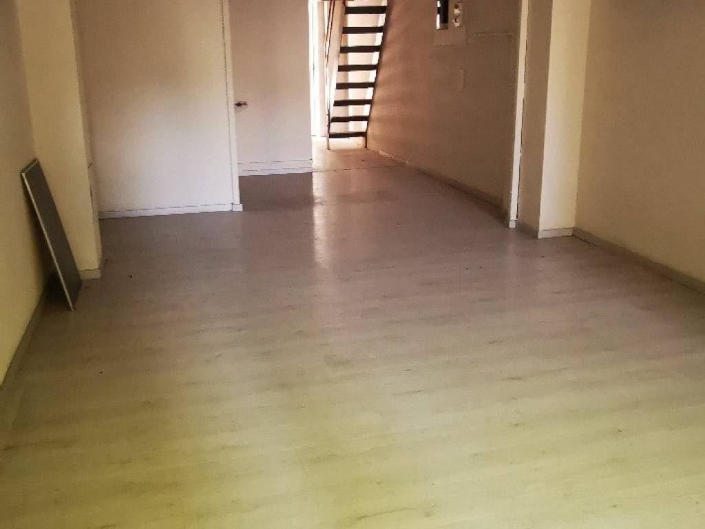 negozio in affitto a Milano in zona Città Studi