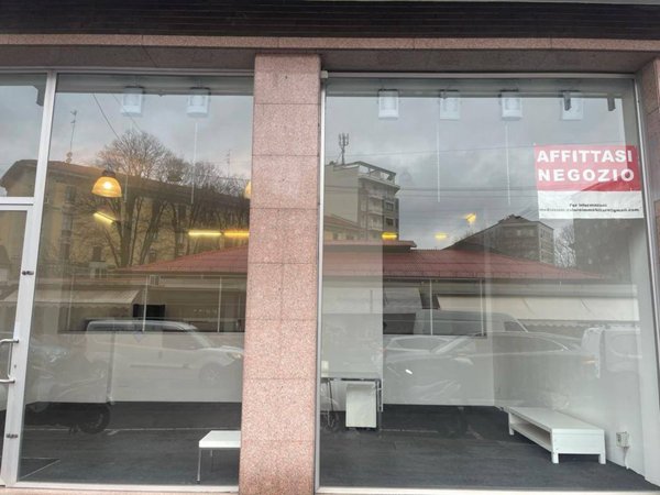 negozio in affitto a Milano in zona Solari