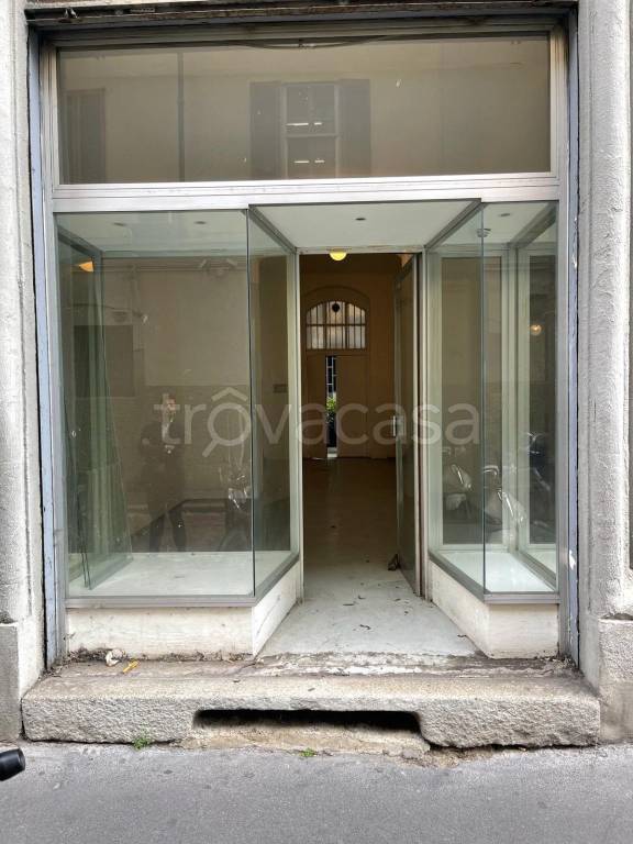 negozio in affitto a Milano in zona Solari