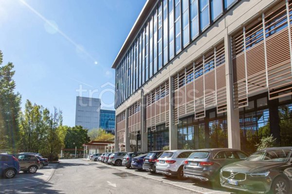 negozio in affitto a Milano in zona Dergano