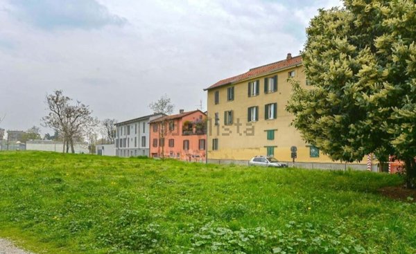 appartamento in affitto a Milano in zona Porta Genova