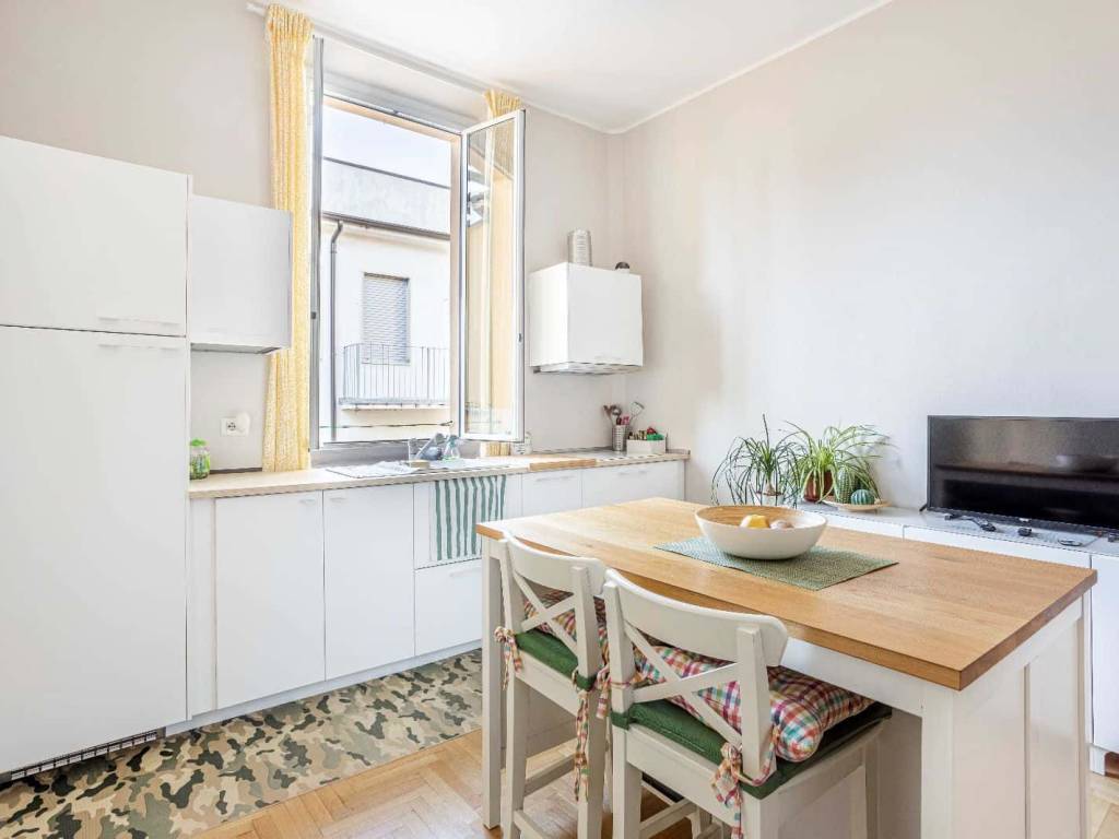 appartamento in affitto a Milano in zona Famagosta