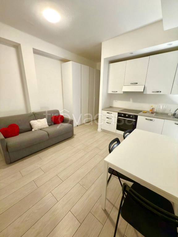 appartamento in affitto a Milano in zona Cascina dei Pomi
