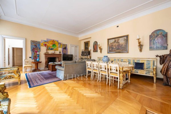 appartamento in affitto a Milano in zona Sant'Ambrogio