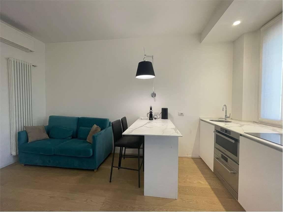 appartamento in affitto a Milano in zona XXII Marzo
