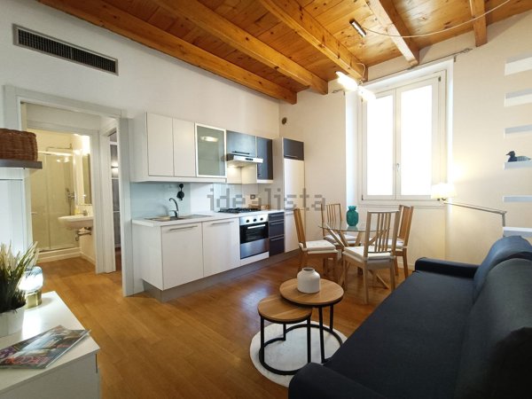 appartamento in affitto a Milano in zona Sant'Ambrogio