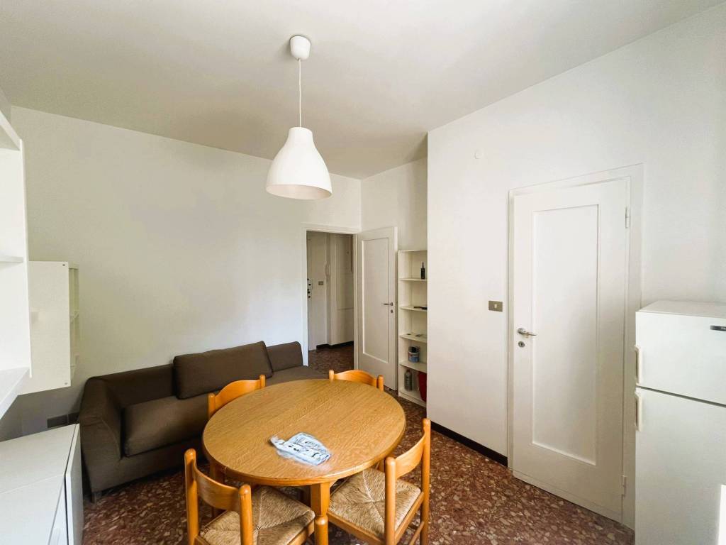 appartamento in affitto a Milano in zona Famagosta