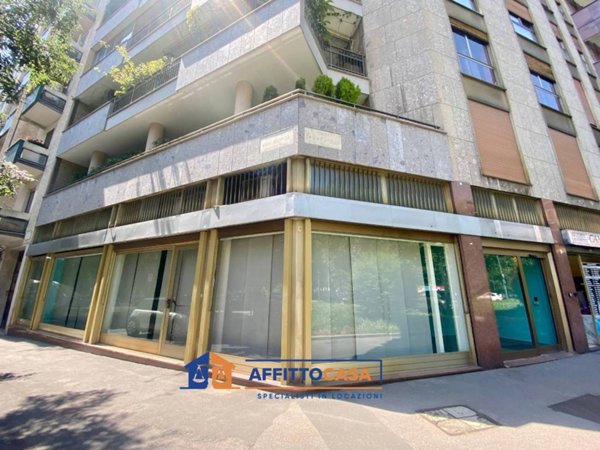 negozio in affitto a Milano in zona Sempione
