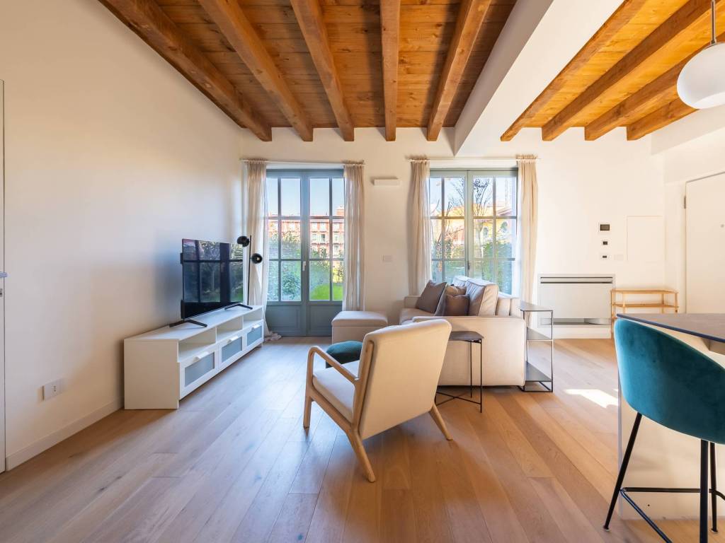 appartamento in affitto a Milano in zona Famagosta