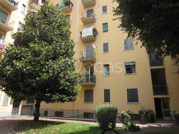 appartamento in affitto a Milano in zona Barona