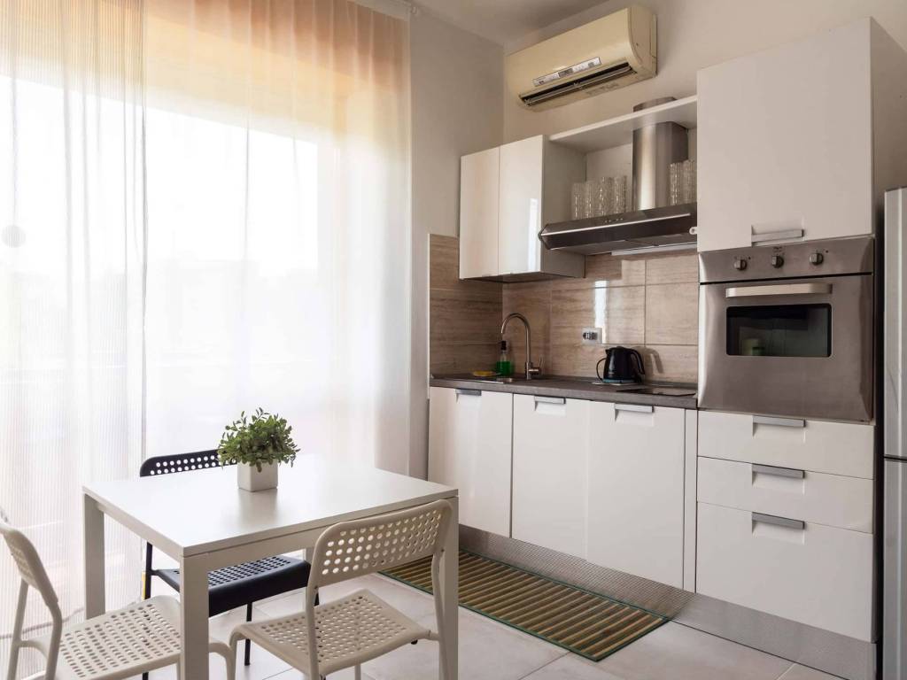 appartamento in affitto a Milano in zona Famagosta