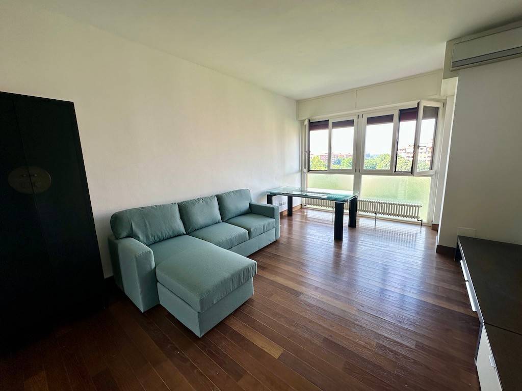 appartamento in affitto a Milano in zona Famagosta