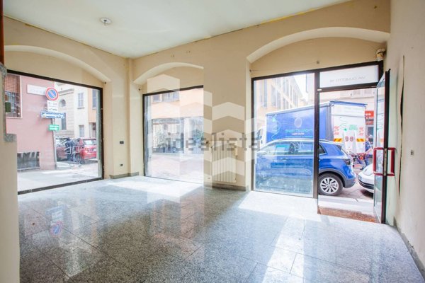 locale commerciale in affitto a Milano