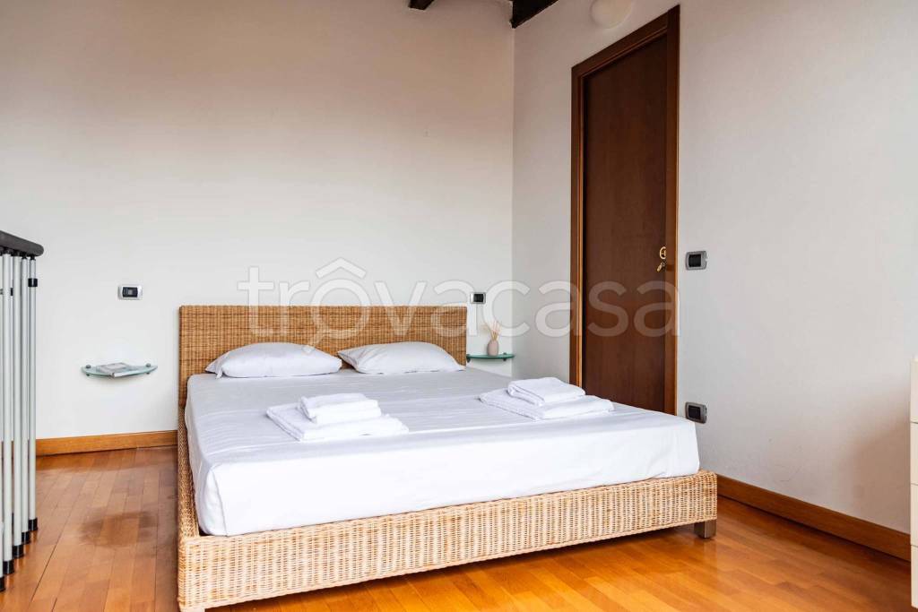 appartamento in affitto a Milano in zona Isola
