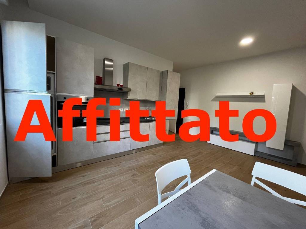 appartamento in affitto a Milano in zona Famagosta