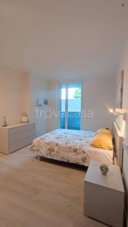 appartamento in affitto a Milano in zona Lorenteggio