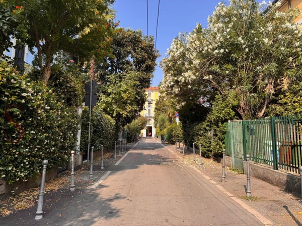 casa indipendente in affitto a Milano