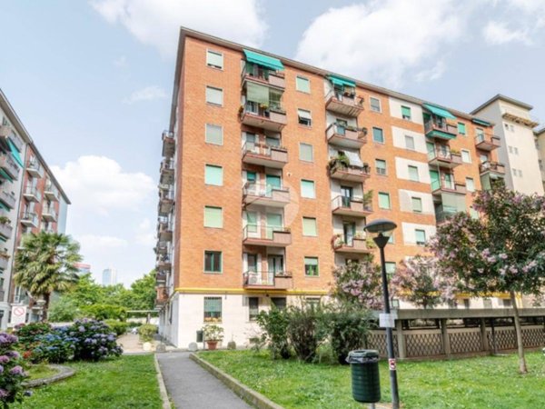 appartamento in affitto a Milano in zona Trenno
