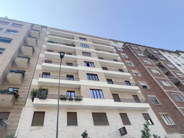 appartamento in affitto a Milano in zona Centro Direzionale