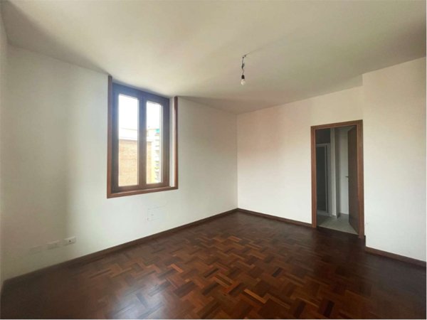 appartamento in affitto a Milano in zona Adriano