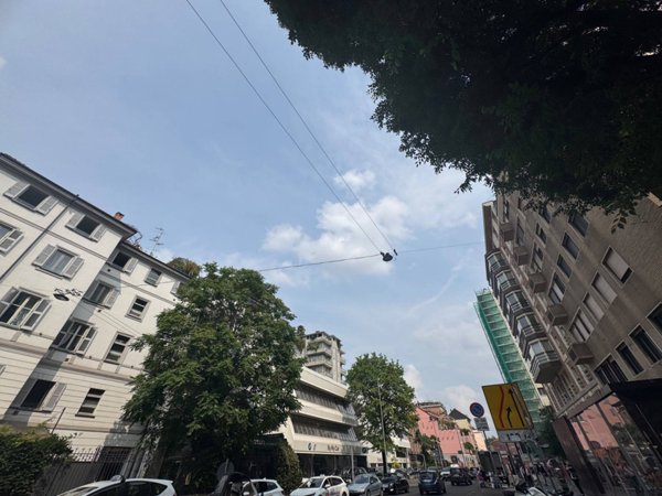 negozio in affitto a Milano in zona Solari