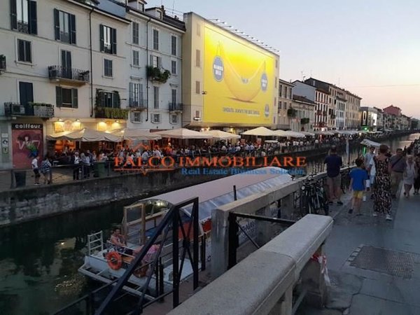negozio in vendita a Milano in zona Porta Genova
