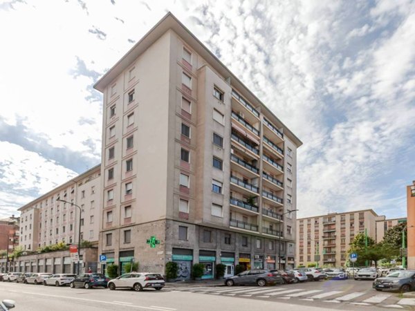 appartamento in vendita a Milano in zona Montalbino
