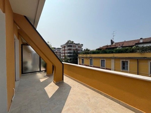 appartamento in affitto a Milano in zona Cinque Giornate