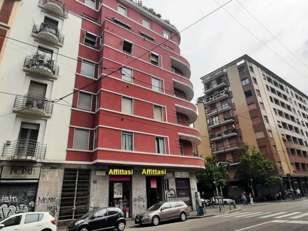 negozio in affitto a Milano in zona Città Studi