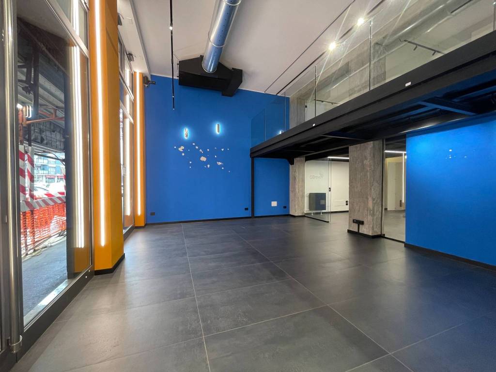 negozio in affitto a Milano