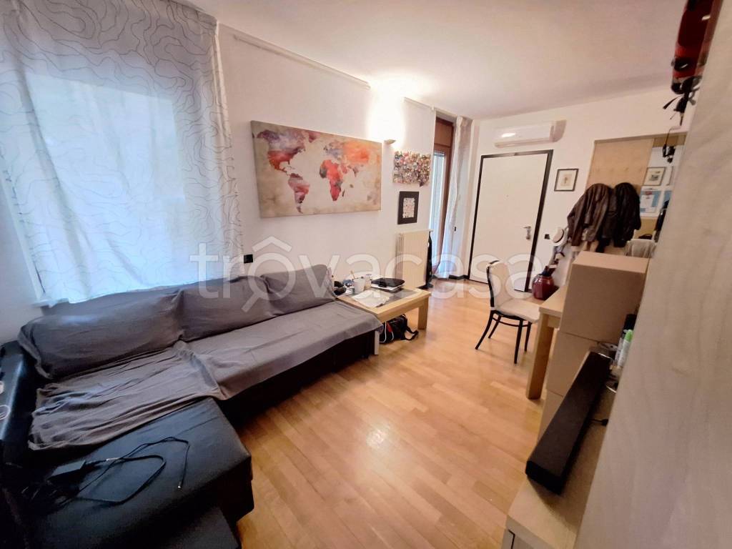 appartamento in affitto a Milano in zona Loreto