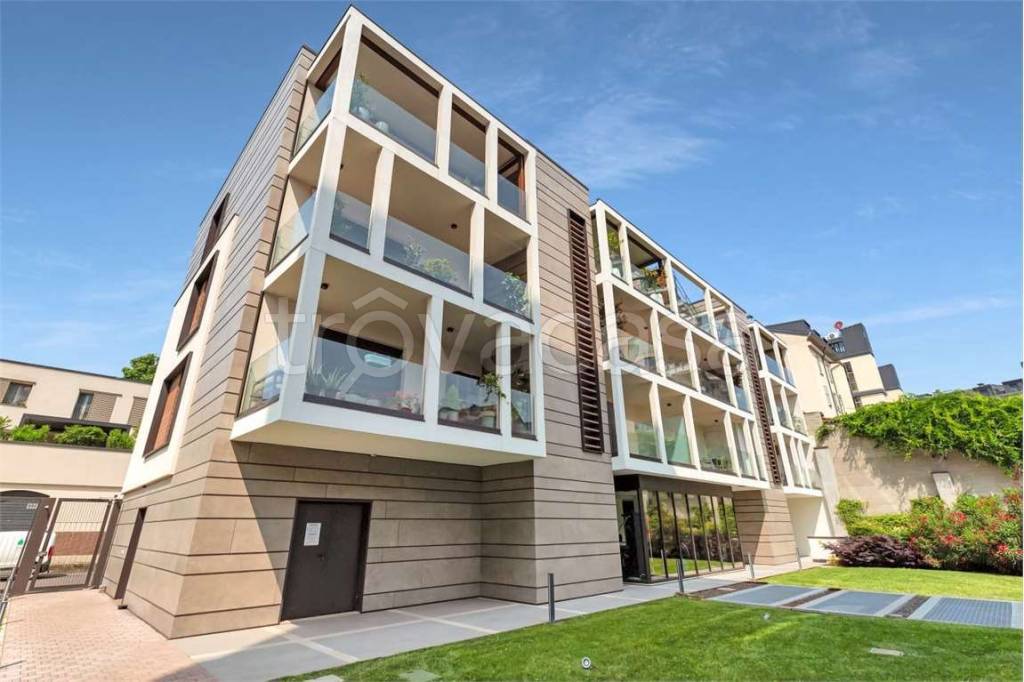 appartamento in affitto a Milano in zona Porta Vittoria