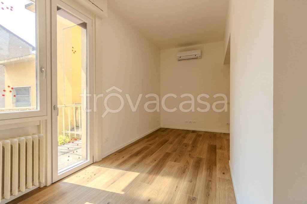 appartamento in affitto a Milano in zona Centro Direzionale