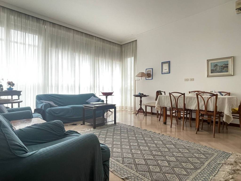 appartamento in affitto a Milano in zona Centro Storico