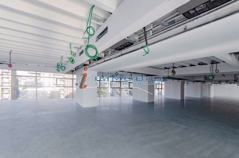 ufficio in affitto a Milano in zona Barona